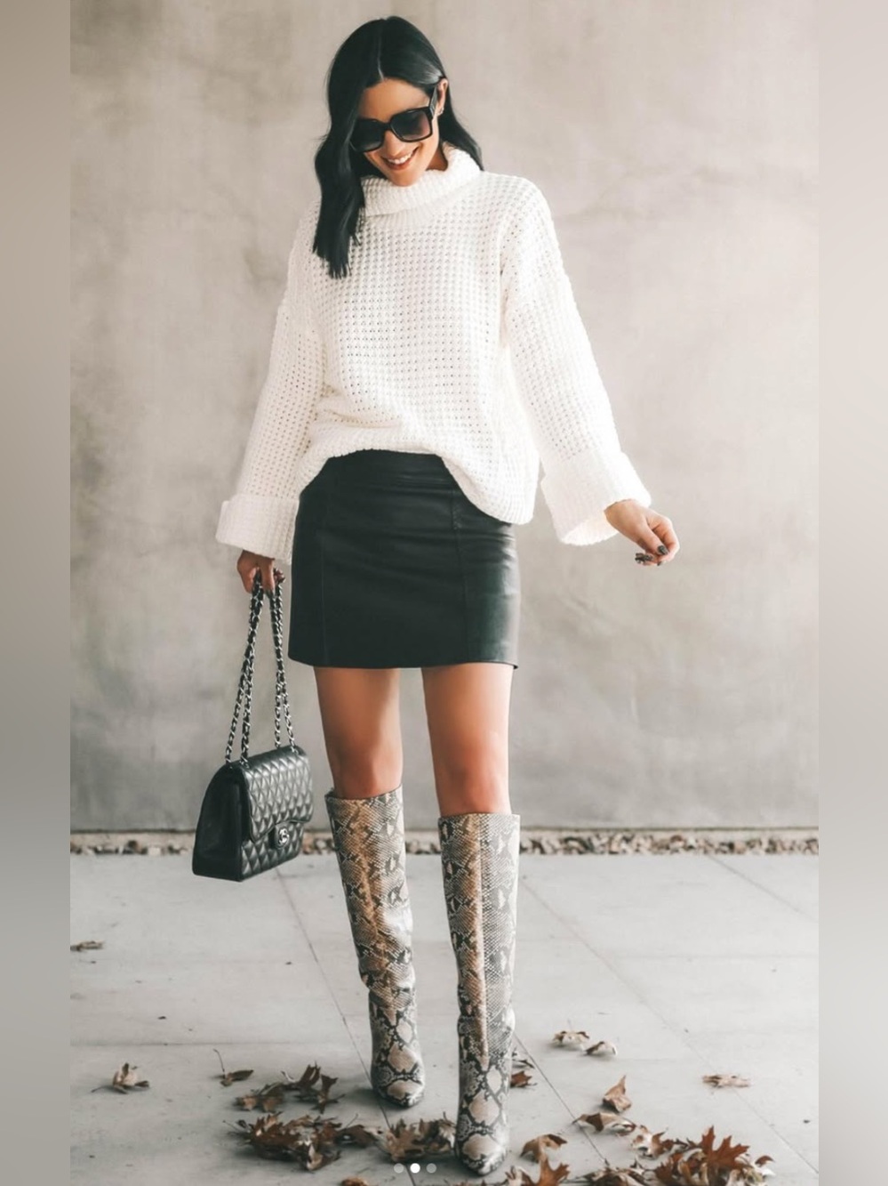 Goodnight Macaroon Retta White Ribbed Cropped Turtleneck Sweater